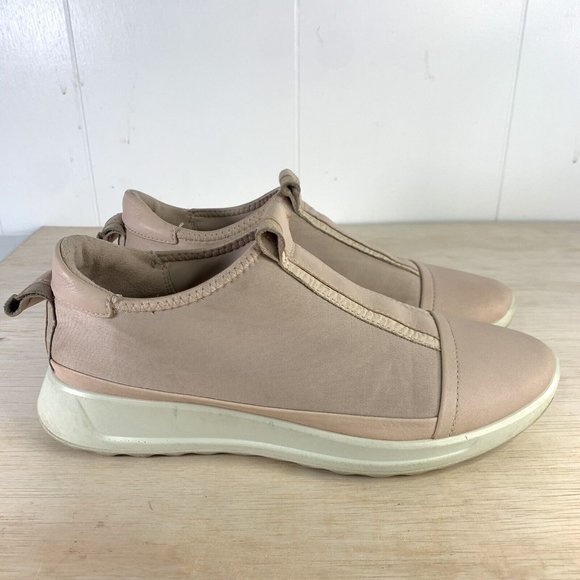 Ecco Flexure Runners Womens Pink Slip On Breathable Active Shoe Size 6 - Picture 3 of 7